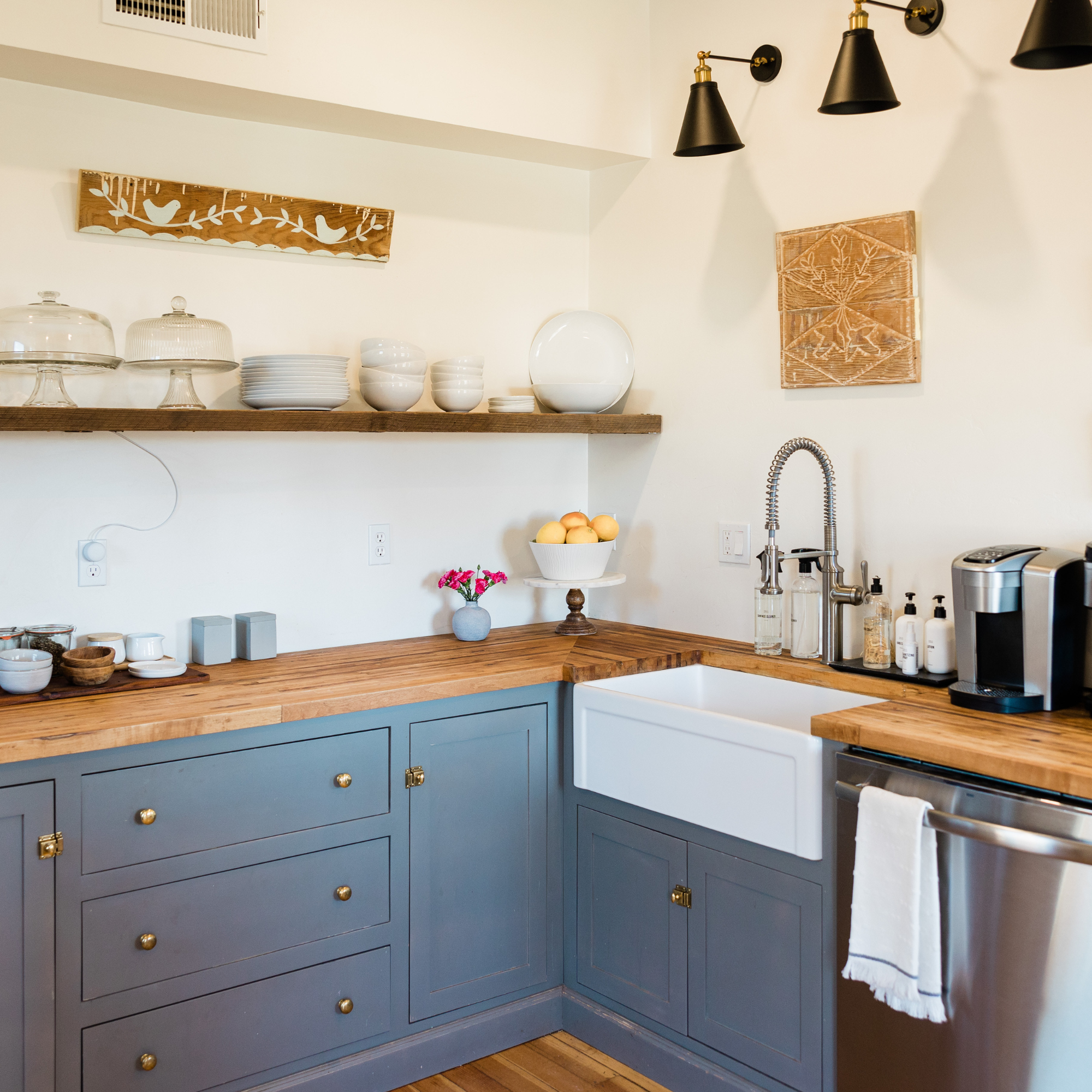 kitchen hardware