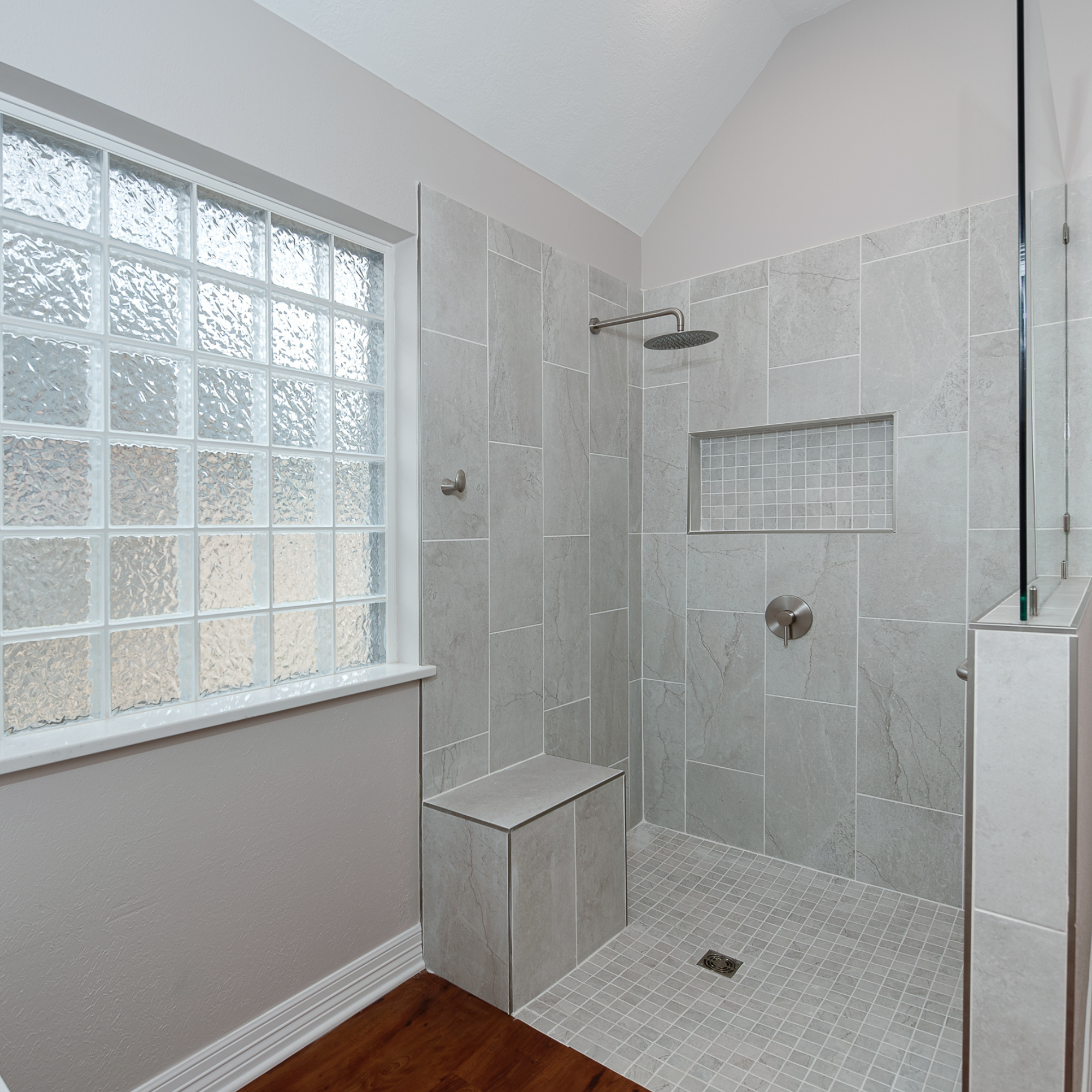 best bathroom remodeler near me Emerald Forest complete home remodel